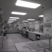 2016_107_035b Interior ICU, 1973