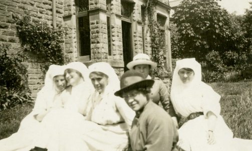 A group of [Nursing] Sisters at Bishop's Dale, Buxton, 1918, England