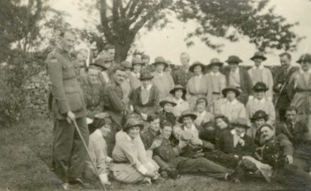 Officer patients and [nursing] sisters at a [?] in the country near Buxton 1918, England