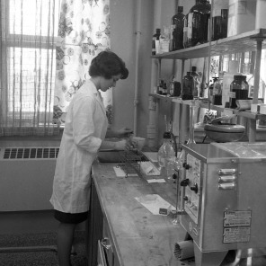 Rh Lab, 1965. HSC Archives/Museum